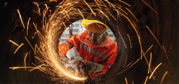 Comment optimiser les performances industrielles grâce à la gestion du cycle de vie produit ?